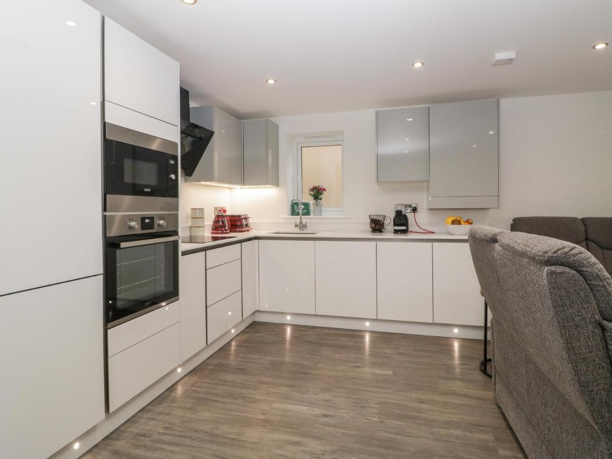 Apartamento Flat 2, 38 Preston Road Weymouth Exterior foto